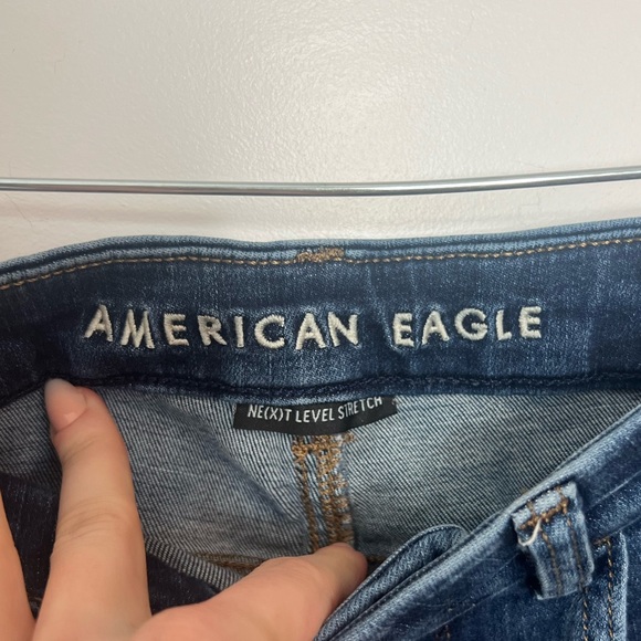 AE NE(X)T Level Curvy Super High Waisted Distressed Jean - Picture 8 of 10